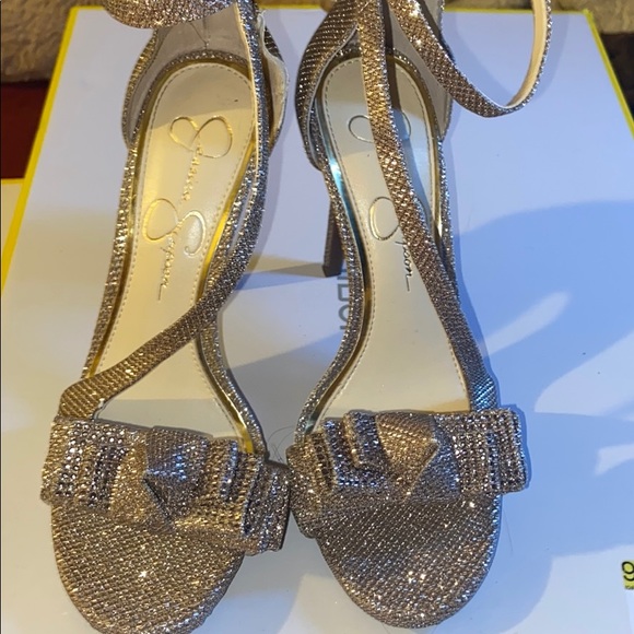 heels - Picture 1 of 2